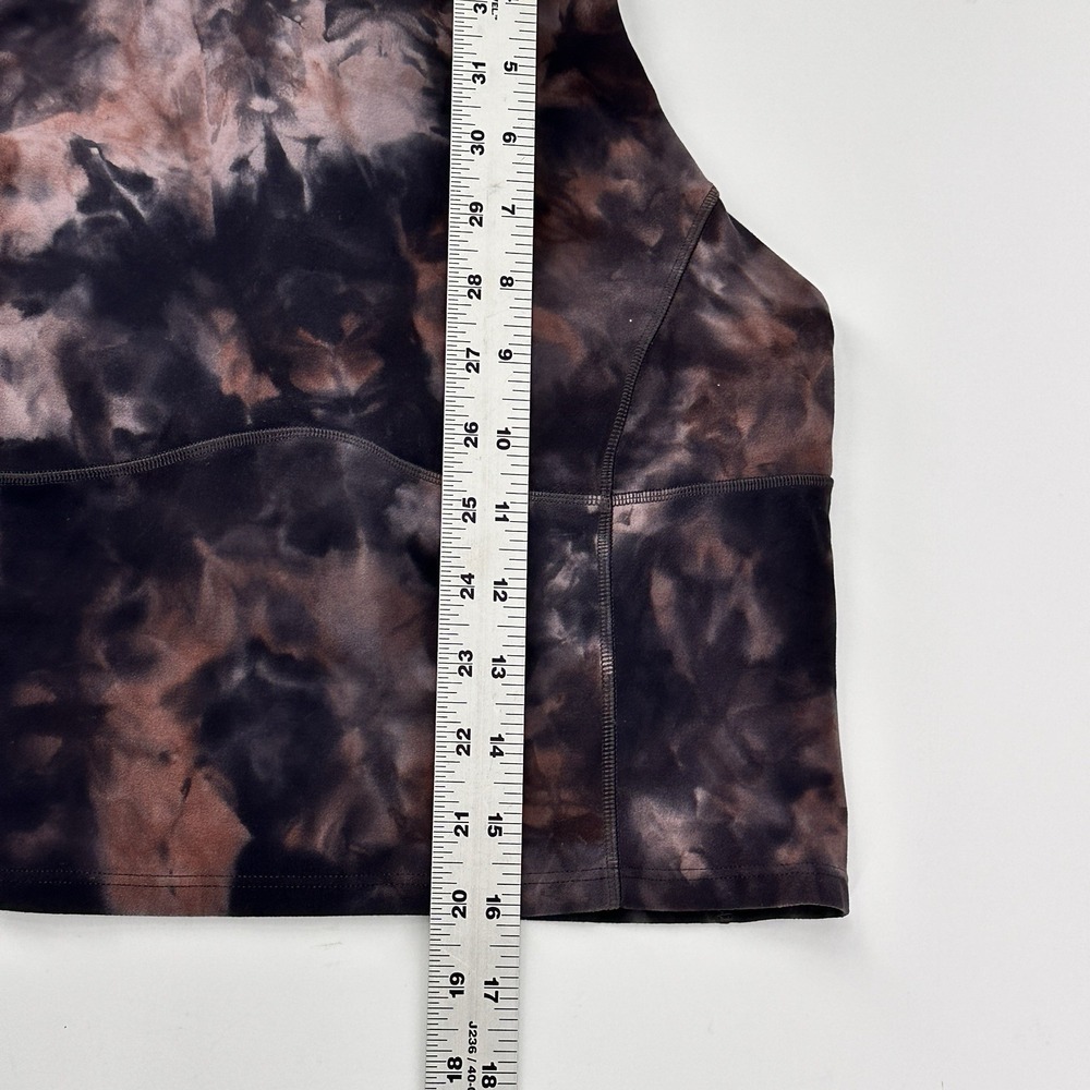 Lululemon Key To Balance Tank Purple Tie Dye Size 4 Padded Nulu Yoga Gym Pilates - Picture 6 of 6